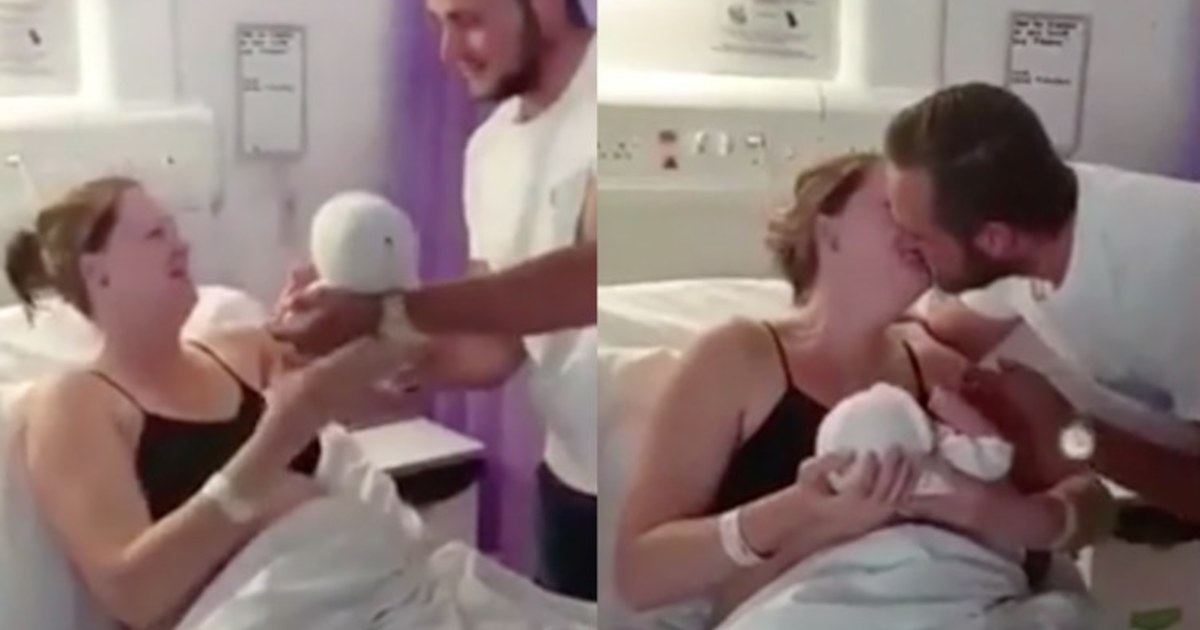 החבר נכנס באופן מפתיע לחדר הלידה כשהוא מחזיק את התינוקת שרק נולדה – אז אמא ראתה את הבטן שלה