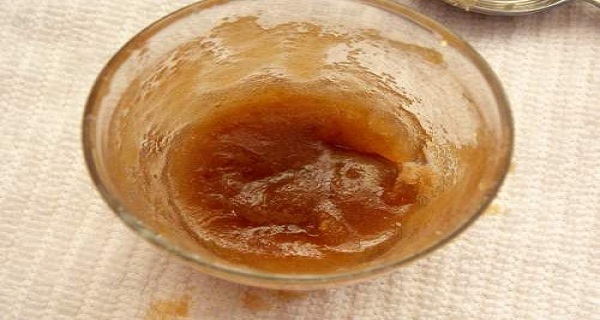 קחו כף אחת לפני השינה של תרופת הפלא הטבעית הזו, ולעולם לא תתעוררו עייפים שוב!