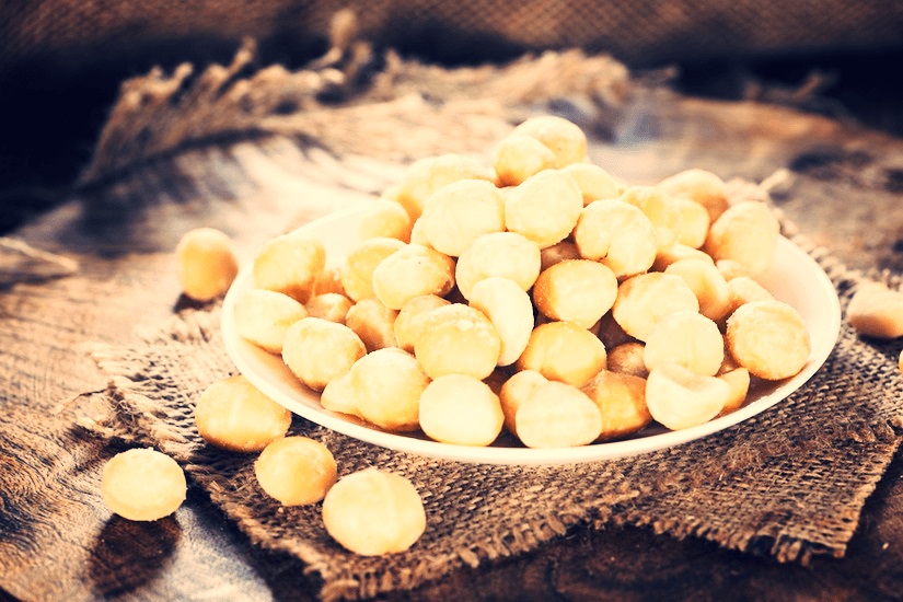 זה מה שיקרה לגוף שלכם אם תאכלו 3 אגוזי מקדמיה ביום