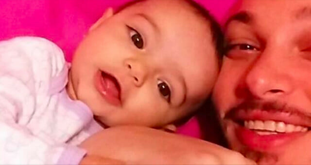 אבא הביא תרופות של התינוקת לאקסית שלו – הלב נשבר כשהוא נכנס לתוך הדירה