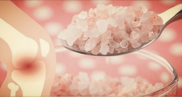 רבע כפית של מלח העל הזה מנקה את הגוף מרעלים, מפחיתה את השומן הבטני, ומקלה בכאבי שרירים