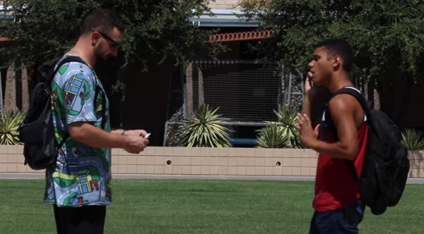 סטודנט סירב לקבל 1000 דולר, ביקש שיתנו אותם למישהו שזקוק להם יותר